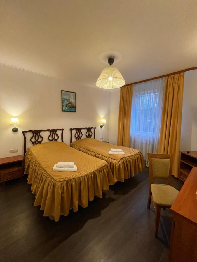 Gusarskiy Hotel And Apartment 키예프 외부 사진