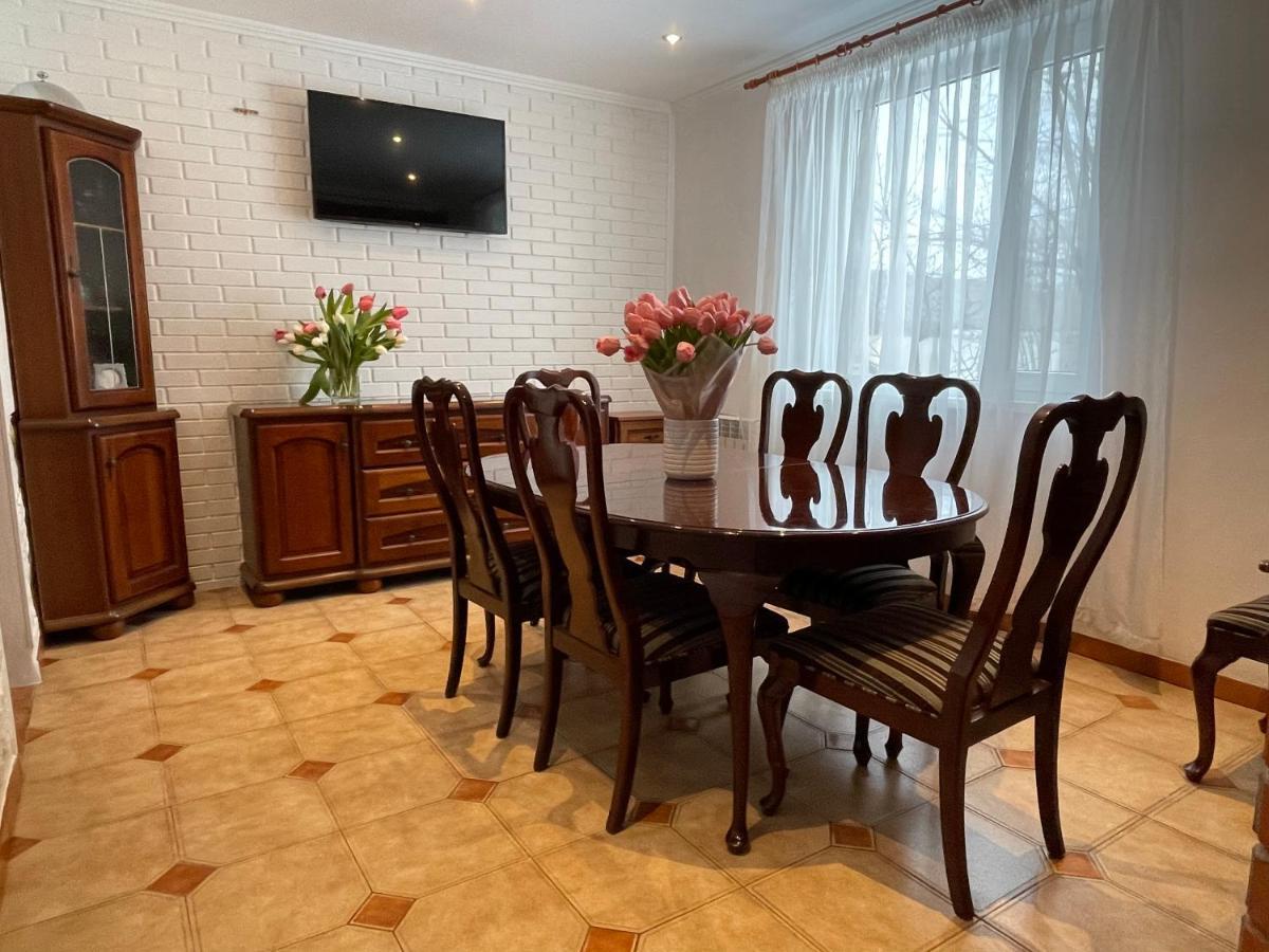 Gusarskiy Hotel And Apartment 키예프 외부 사진
